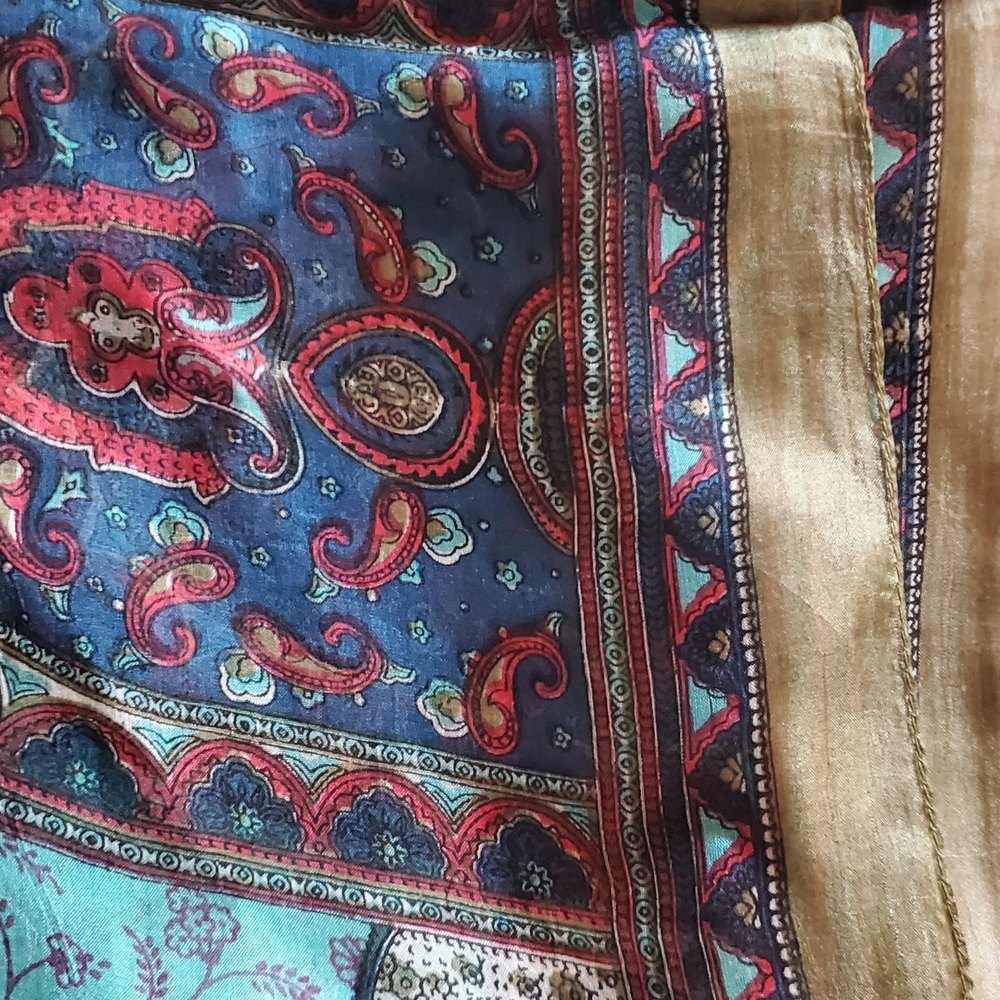 Paisley Patterned Scarf‎ - Picture 2 of 5